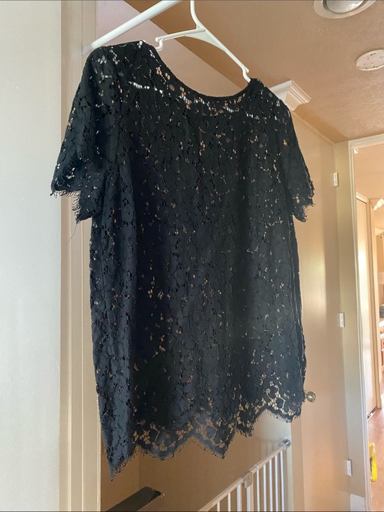 Rafaella Tops - Rafaella Black Floral Lace Short-Sleeve Top